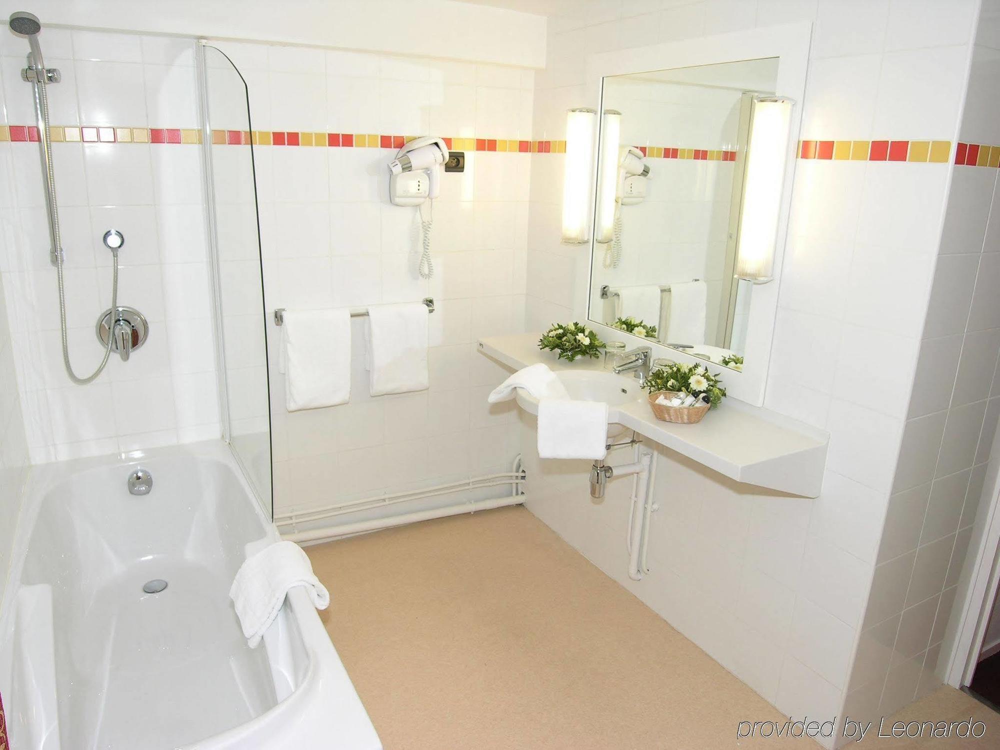 Mercure Centre Vieux Hotel 4*